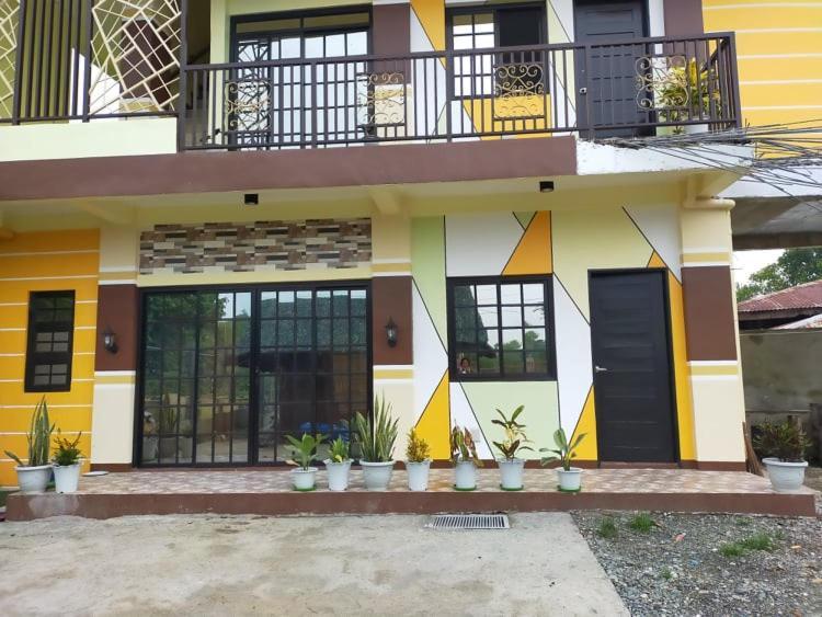 Casa De Flores Alaminos Exterior photo