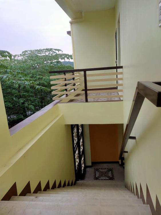 Casa De Flores Alaminos Exterior photo