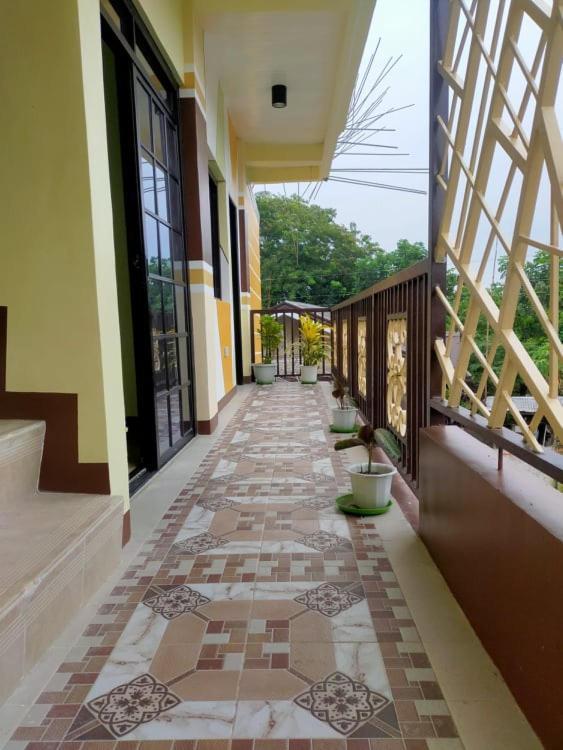 Casa De Flores Alaminos Exterior photo
