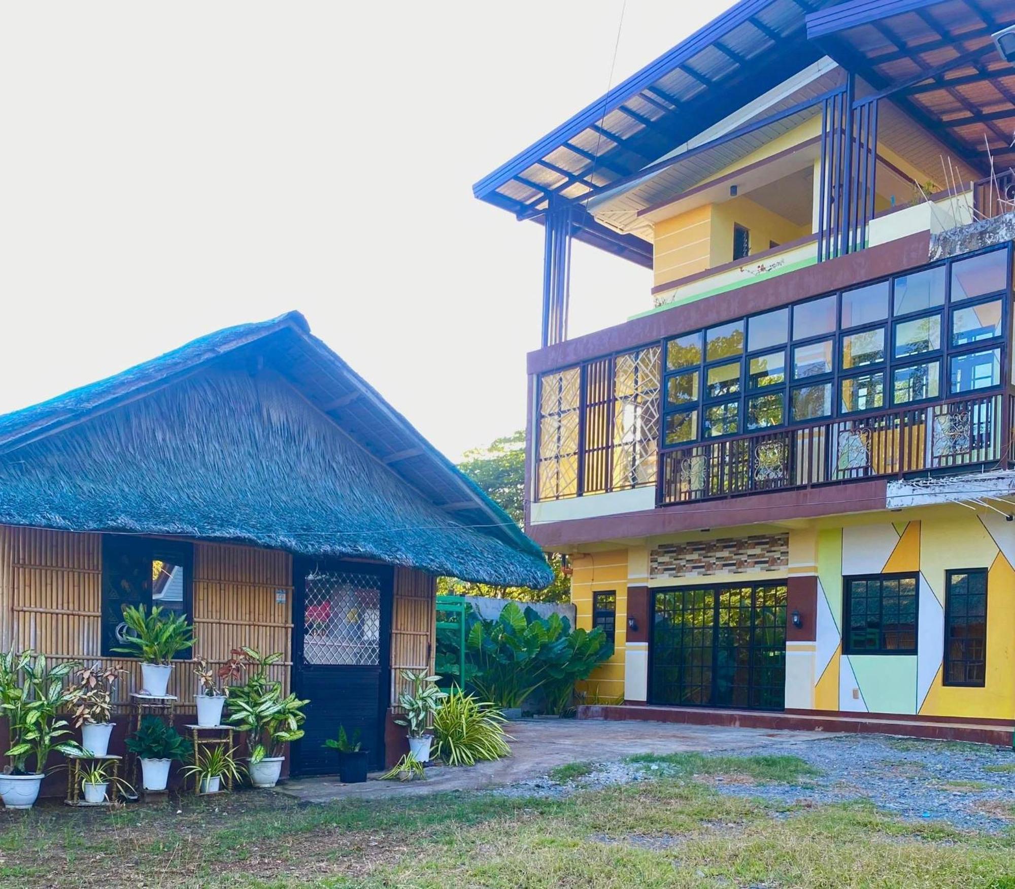 Casa De Flores Alaminos Exterior photo